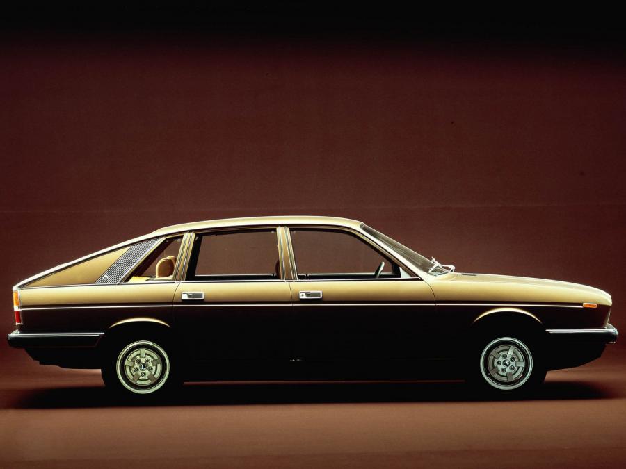  Lancia Gamma Berlina 1976 года  (фото 2 из 15)